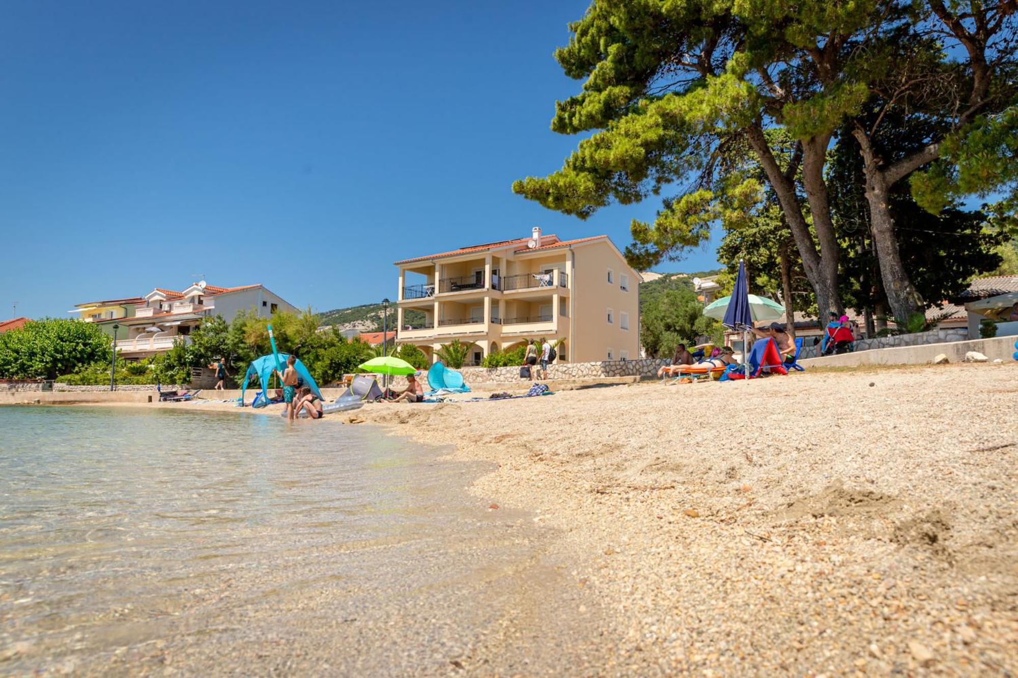 Alba Apartment