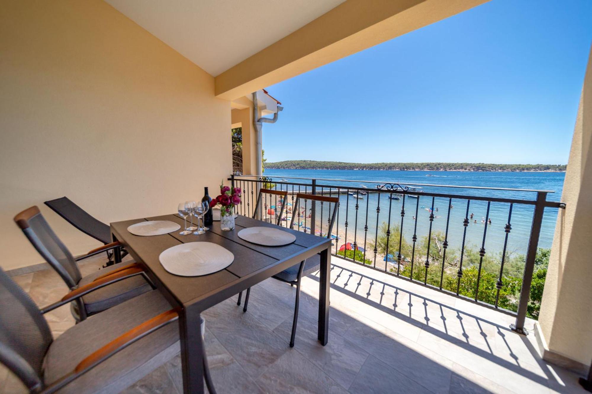 Alba Apartment Banjol