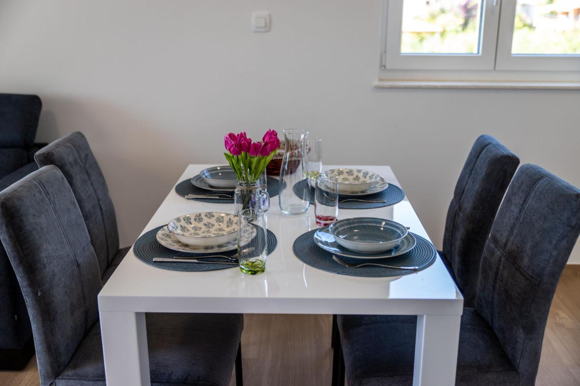 Alba Apartment Banjol